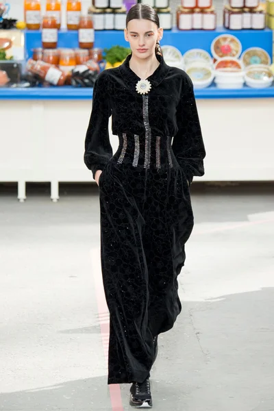 Look 53